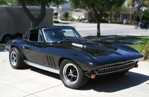 Pat Hendrix's 1966 Corvette Boulevard Cruiser